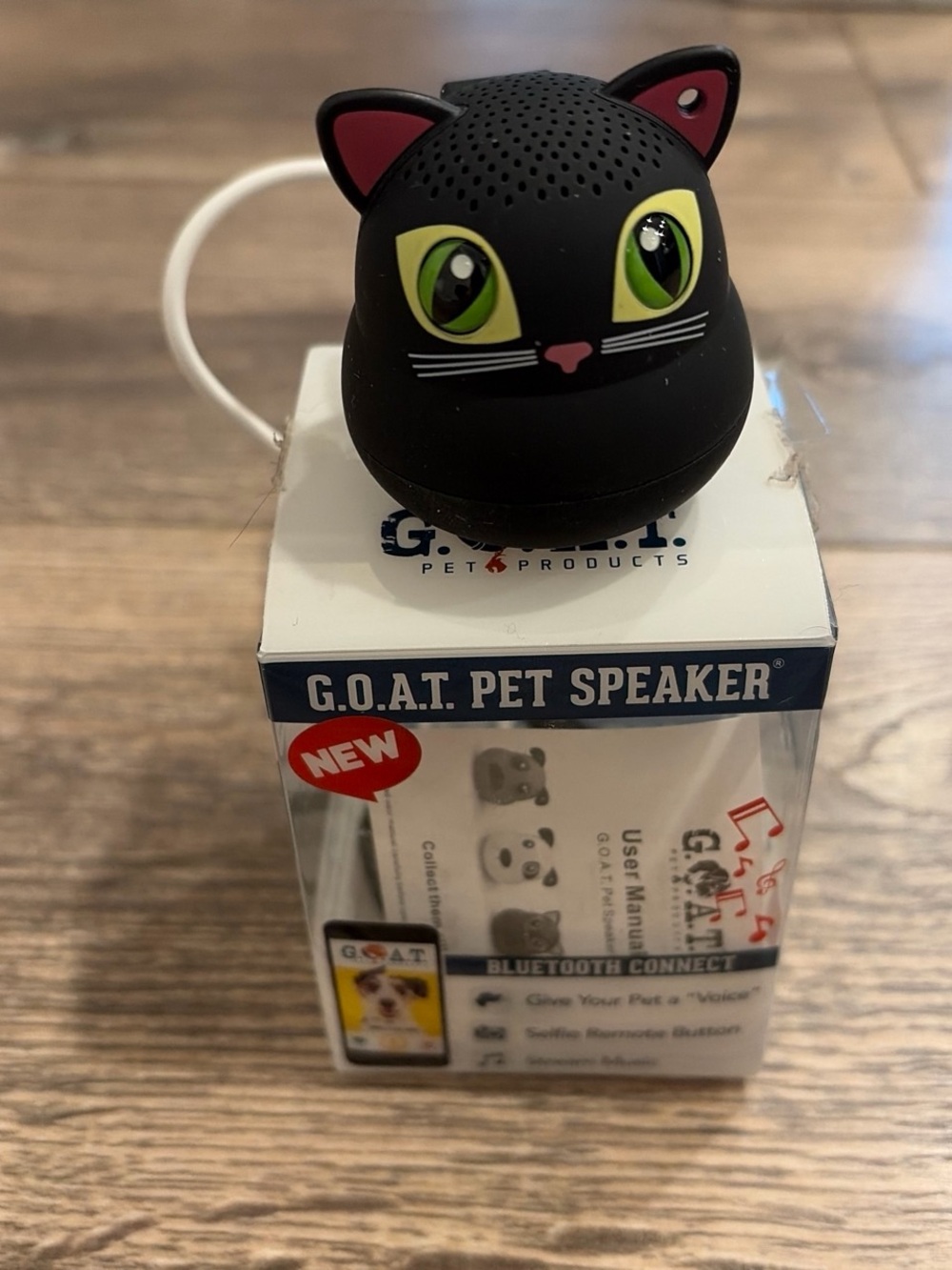 G.O.A.T. Pet Speaker Cat Design in Black - Bluetooth Toy Speaker